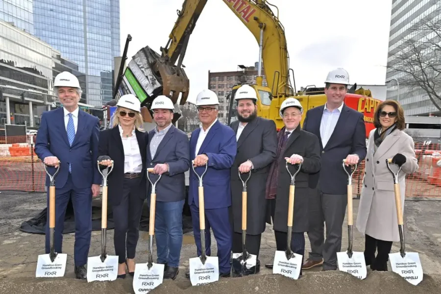 Hamilton-Green-groundbreaking-1068x712